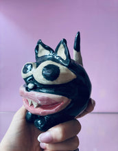 Load image into Gallery viewer, Ball cat
