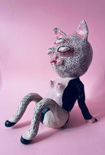 Load image into Gallery viewer, Cat sculpture
