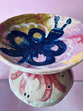 Load image into Gallery viewer, Butterfly bowl big
