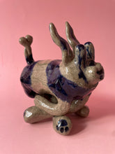 Load image into Gallery viewer, Stoneware cat (grey)
