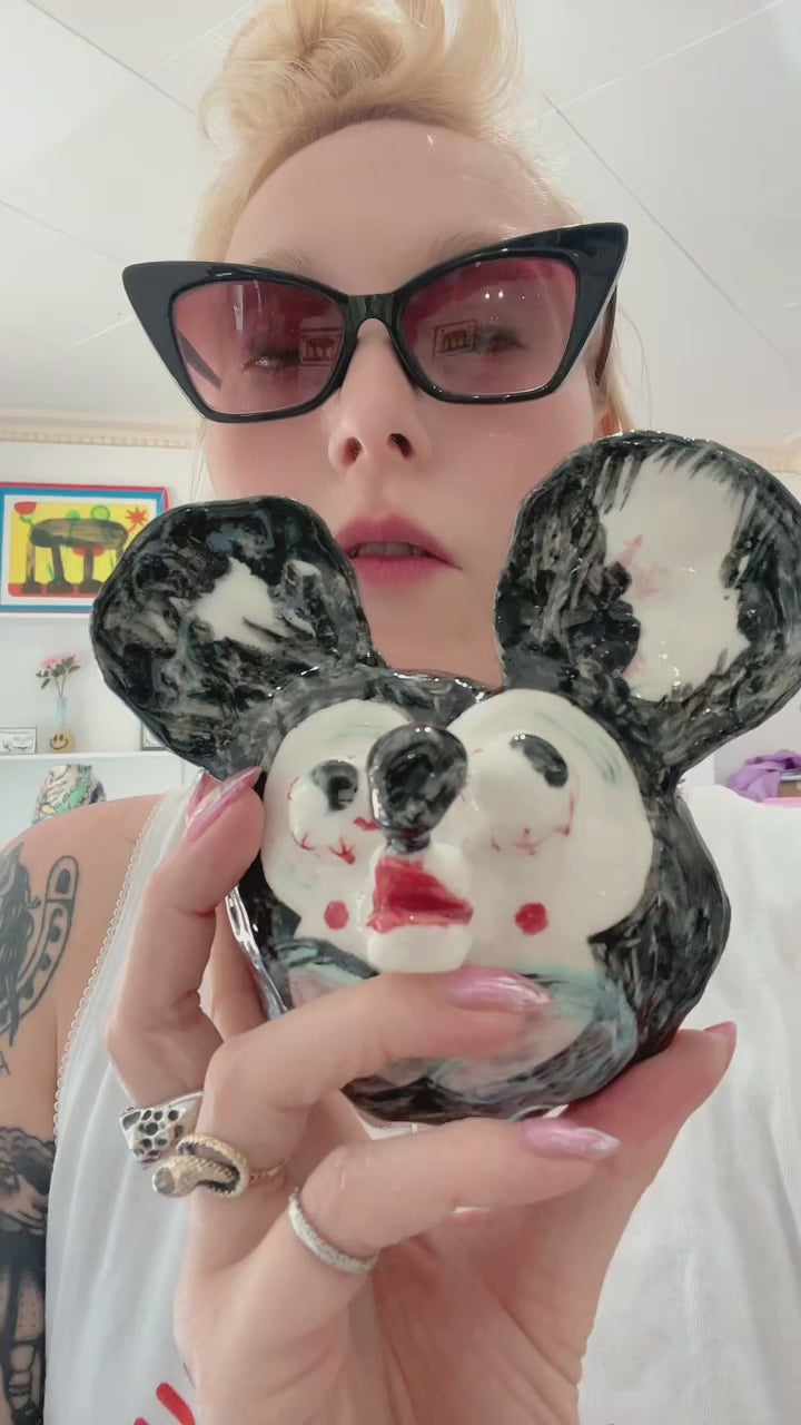 Wall Mickey Porcelain